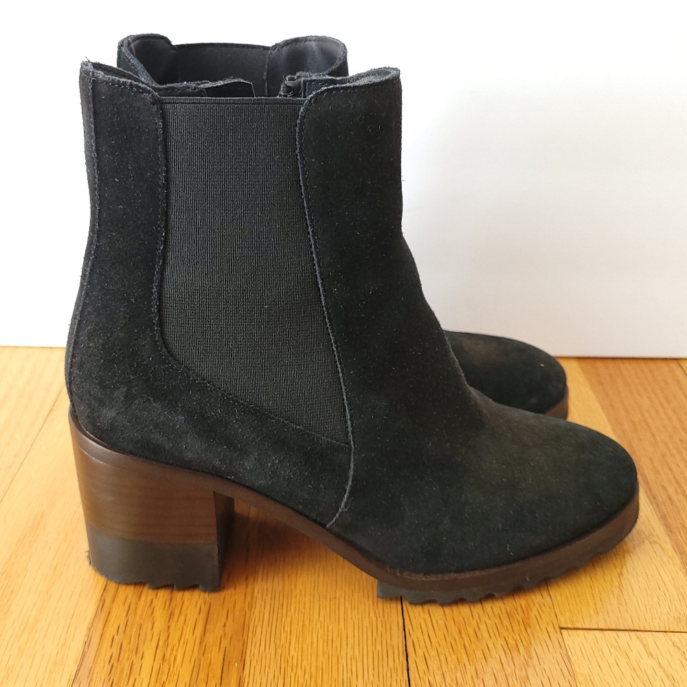 Vaneli Suede Boots size 5